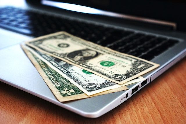 Is Managing Your Own Website a Profitable Decision To Make?